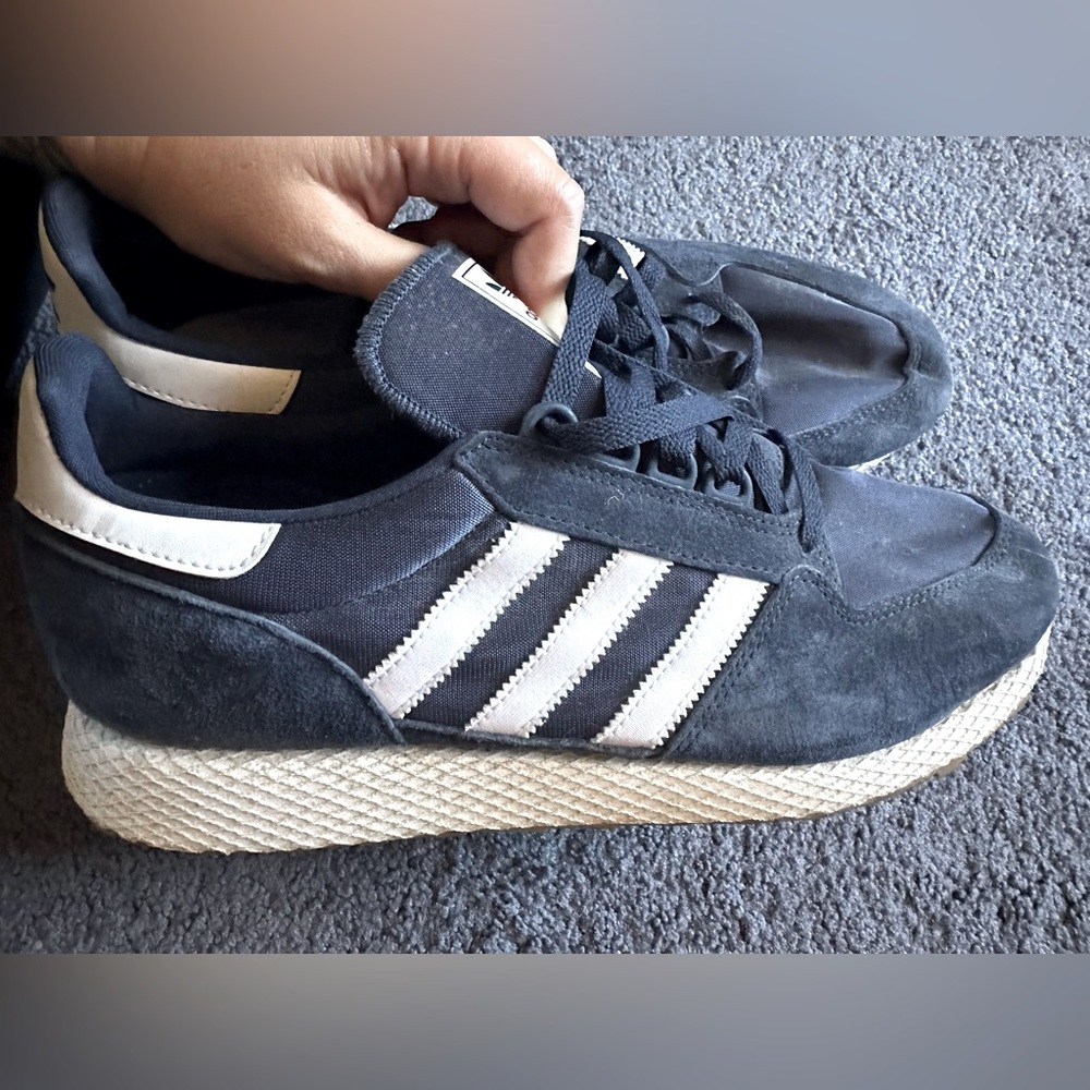 Mens Adidas Sneakers - Picture 1 of 5